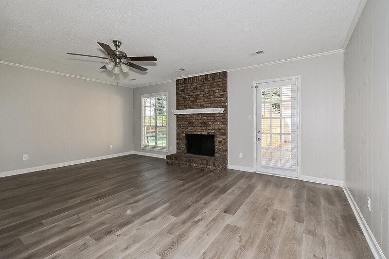 1,745/Mo, 88 Sweetbriar Ave Hernando, MS 38632 Living Room View 2