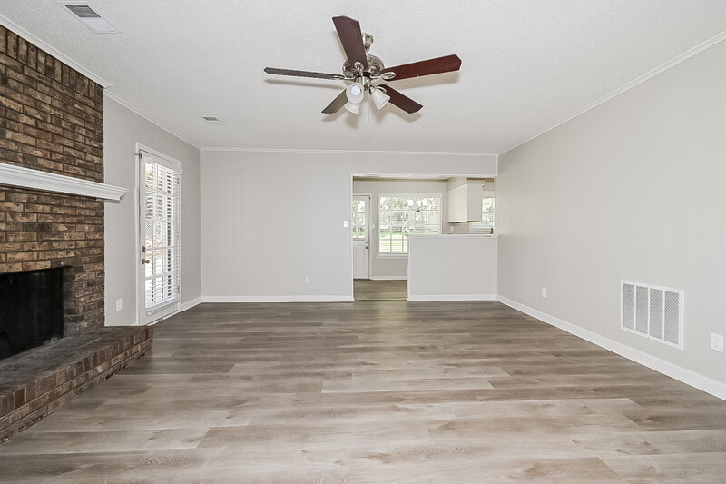 1,745/Mo, 88 Sweetbriar Ave Hernando, MS 38632 Living Room View 3