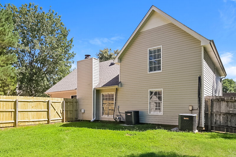 1,745/Mo, 88 Sweetbriar Ave Hernando, MS 38632 Rear View