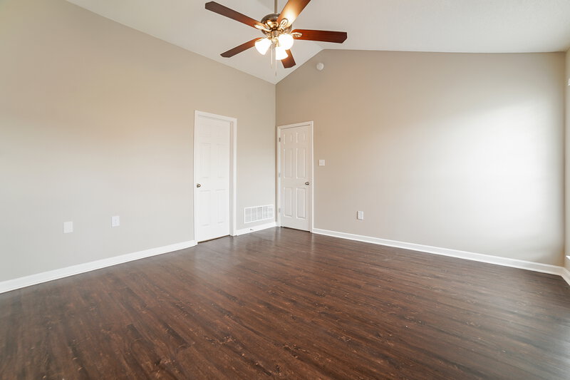 2,040/Mo, 1776 Cresent Ln Southaven, MS 38671 Main Bedroom View