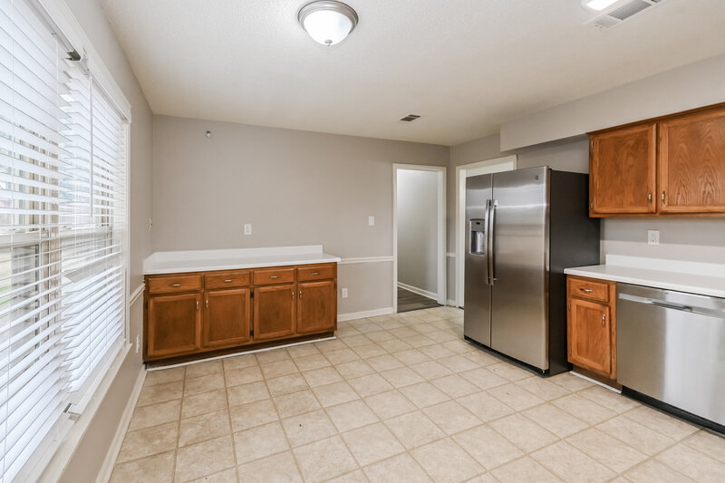 2,525/Mo, 7069 Cutter Mill Rd Memphis, TN 38141 Kitchen View