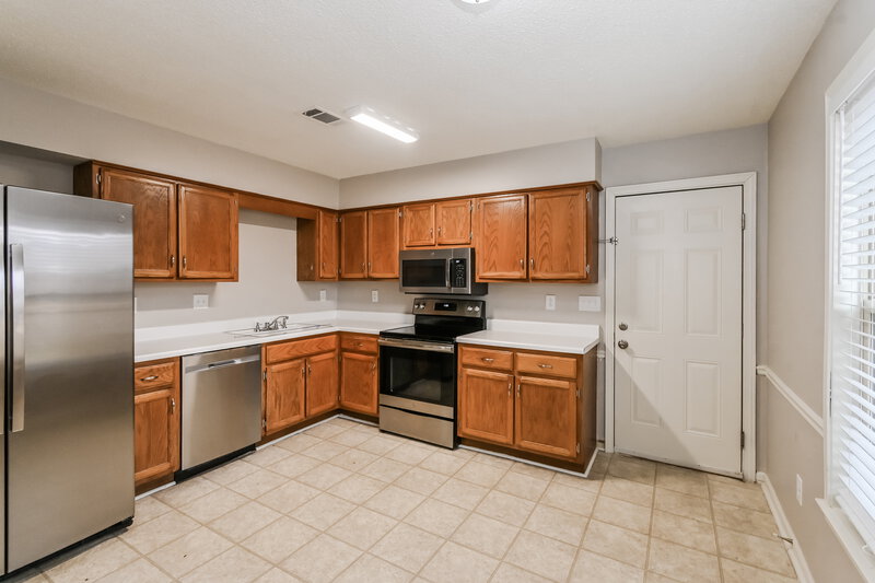2,525/Mo, 7069 Cutter Mill Rd Memphis, TN 38141 Kitchen View 2