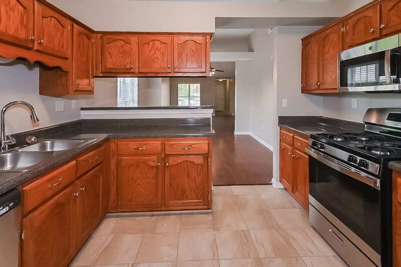1,800/Mo, 10630 Pecan Vw Olive Branch, MS 38654 Kitchen View