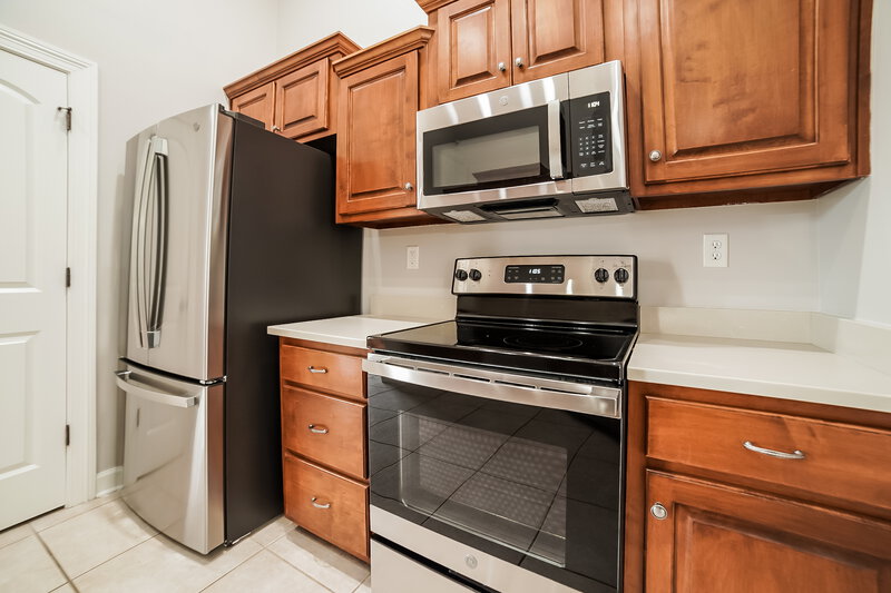 1,930/Mo, 2795 Oliver Cv Southaven, MS 38672 Kitchen View