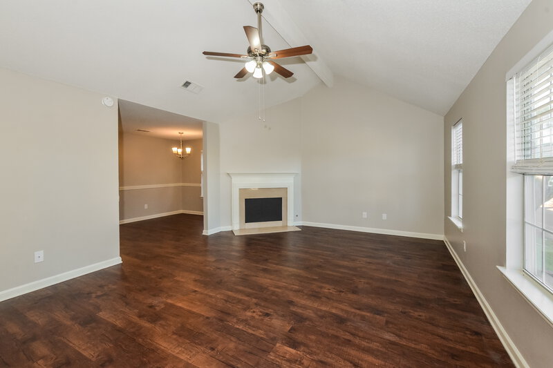 1,520/Mo, 1663 Ranmar Dr Cordova, TN 38016 Living Room View