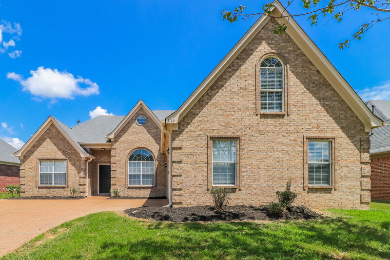 2,160/Mo, 3116 Peachtree Dr Southaven, MS 38672 Front View