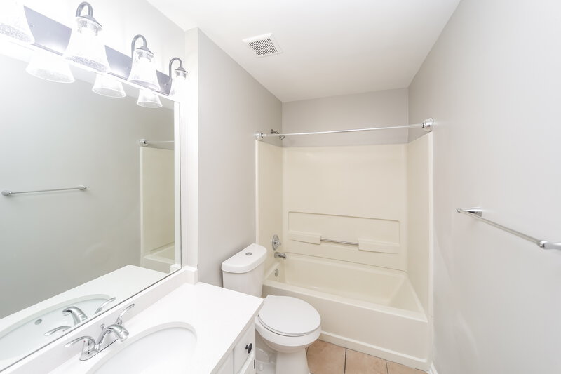 1,705/Mo, 965 Waterford Pl Southaven, MS 38671 Bathroom View