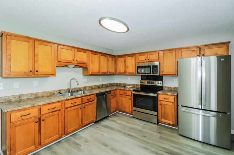1,780/Mo, 5763 Hunters Chase Dr Southaven, MS 38672 Kitchen View