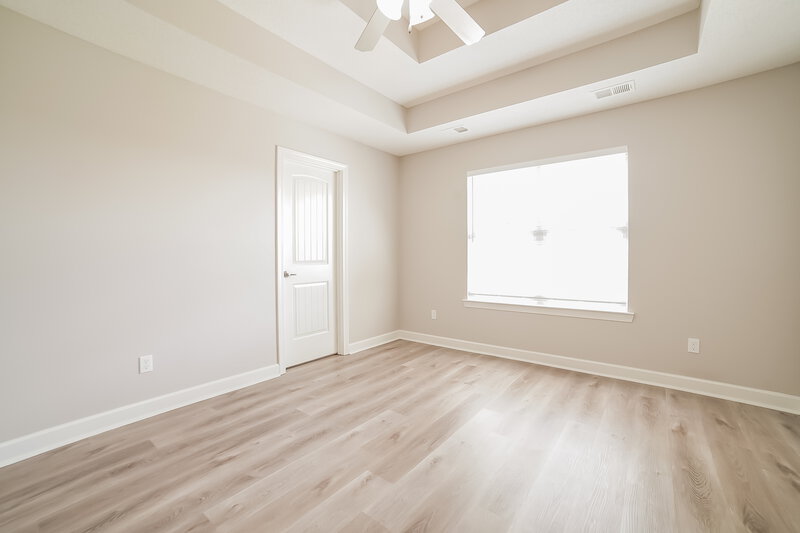 1,745/Mo, 3825 Farm Pond Cv E Southaven, MS 38671 Main Bedroom View