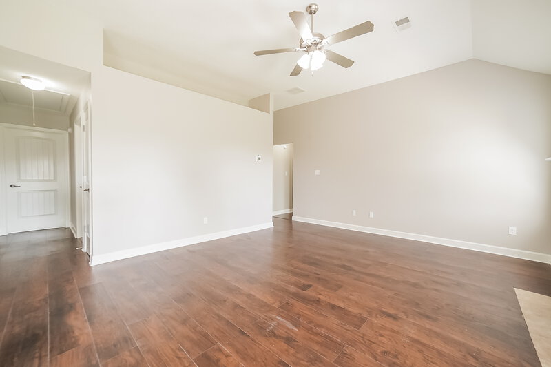 1,745/Mo, 3825 Farm Pond Cv E Southaven, MS 38671 Bedroom View