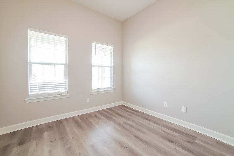 1,745/Mo, 3825 Farm Pond Cv E Southaven, MS 38671 Bedroom View 4