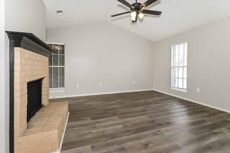 1,630/Mo, 6488 Farley Dr E Olive Branch, MS 38654 Misc View