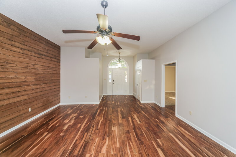 1,770/Mo, 5712 Michaelson Dr Olive Branch, MS 38654 Living Room View