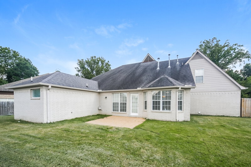 3,390/Mo, 6454 Coleman Rd Olive Branch, MS 38654 Rear View