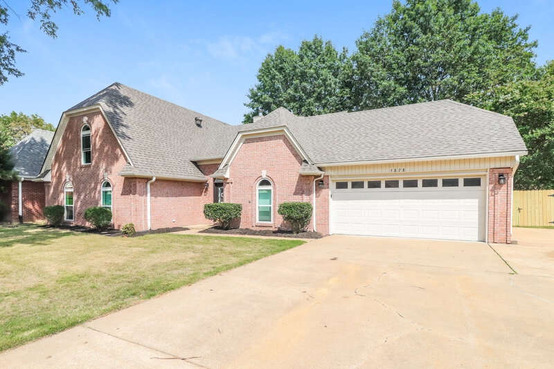 3,250/Mo, 5878 White Ridge Cir W Olive Branch, MS 38654 Front View