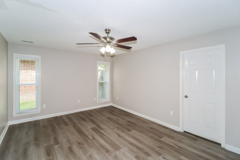 3,250/Mo, 5878 White Ridge Cir W Olive Branch, MS 38654 Main Bedroom View