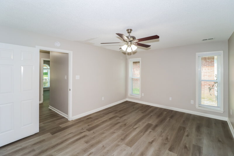 3,250/Mo, 5878 White Ridge Cir W Olive Branch, MS 38654 Main Bedroom View 2