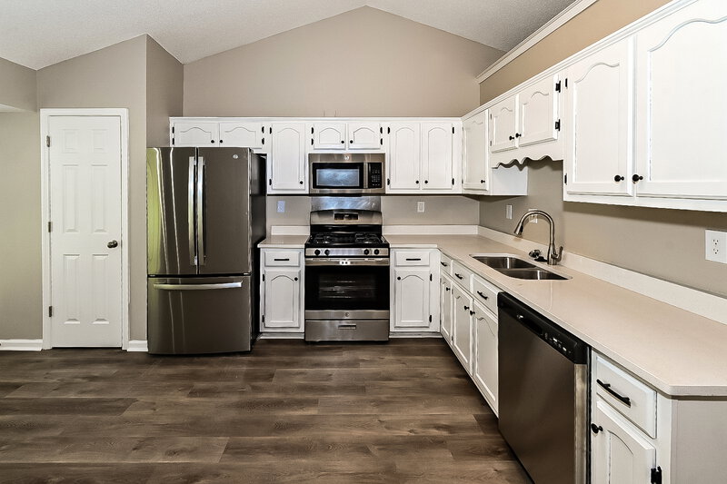 1,935/Mo, 1420 Peppermill Dr N Southaven, MS 38671 Kitchen View