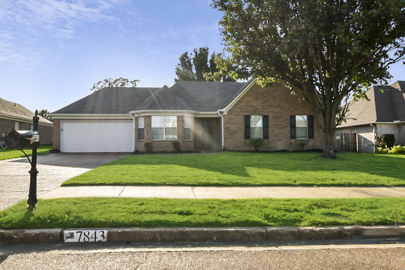 2,035/Mo, 7843 Plantation Ridge Cv Olive Branch, MS 38654 External View
