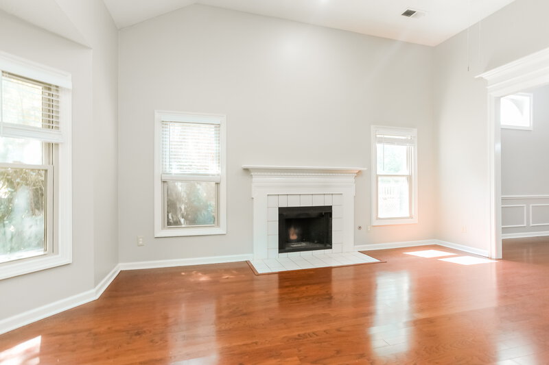 1,990/Mo, 8772 Cedar Mills Cir Cordova, TN 38016 Living Room View
