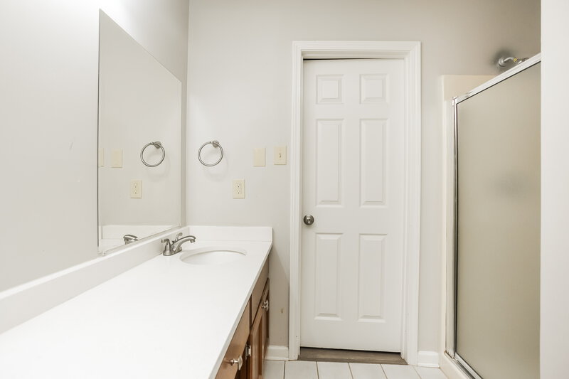1,990/Mo, 8772 Cedar Mills Cir Cordova, TN 38016 Bathroom View