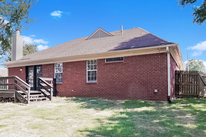 1,735/Mo, 7413 Tack Cv Southaven, MS 38671 Rear View