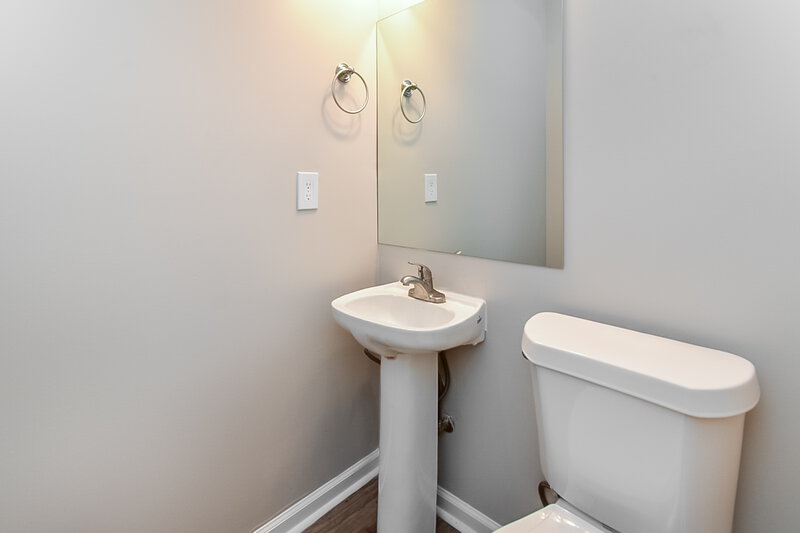 1,970/Mo, 2121 Ansley Park Ln Southaven, MS 38672 Bathroom View