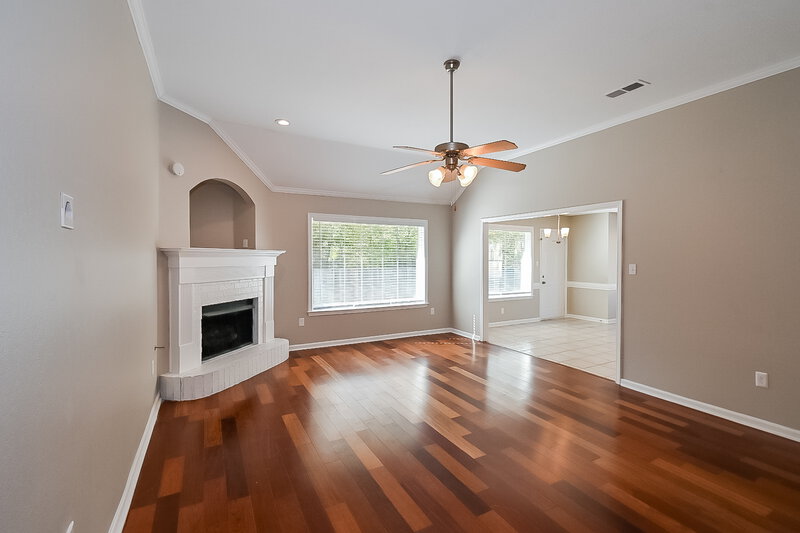 2,320/Mo, 13031 Sandbourne South Olive Branch, MS 38654 Living Room View 2