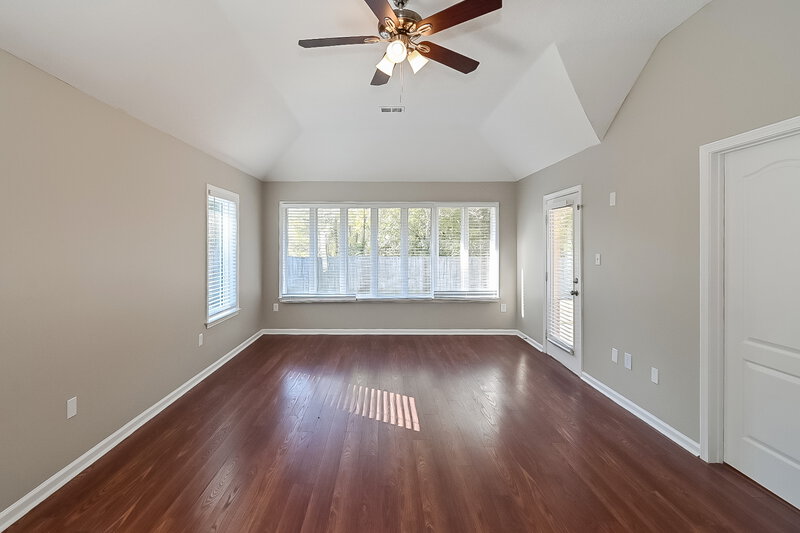 2,320/Mo, 13031 Sandbourne South Olive Branch, MS 38654 Main Bedroom View 2