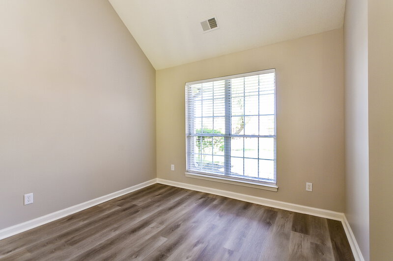 2,430/Mo, 5673 Grove Ln Horn Lake, MS 38637 Bedroom View
