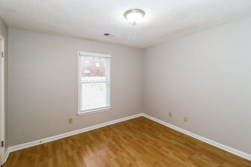 1,755/Mo, 4800 Harvest Knoll Cv S Memphis, TN 38125 Bedroom View