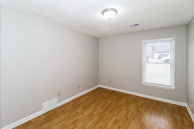 1,755/Mo, 4800 Harvest Knoll Cv S Memphis, TN 38125 Bedroom View 2