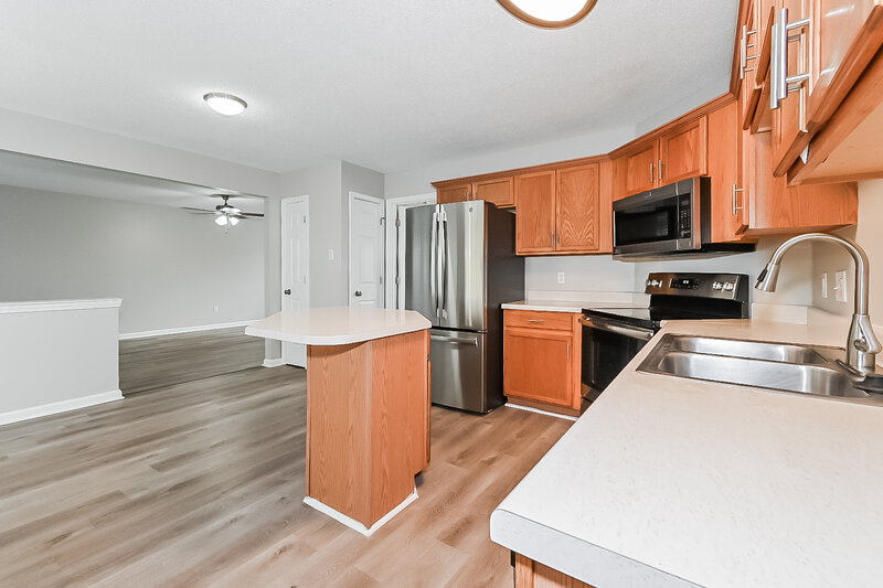 1,880/Mo, 5911 Magnolia Lakes Dr Olive Branch, MS 38654 Kitchen View 2