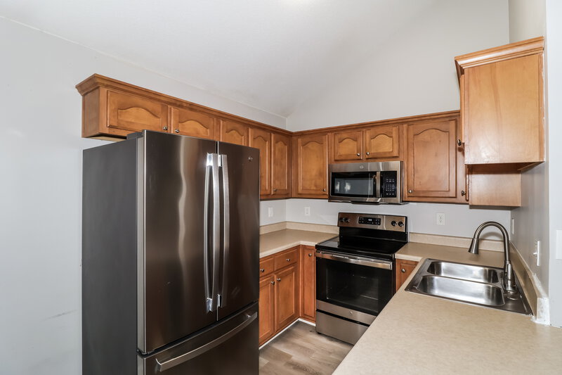 1,495/Mo, 2731 Maggie Woods Pl Arlington, TN 38002 Kitchen View