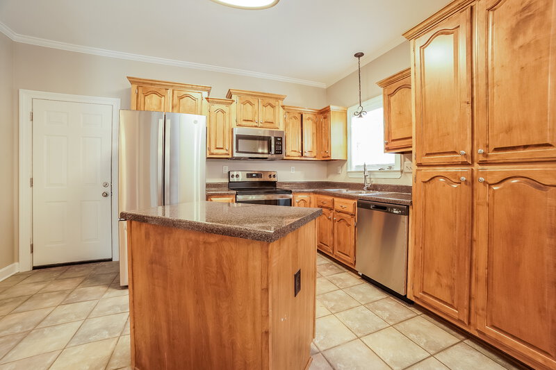 3,210/Mo, 2875 Liverpool Ln Southaven, MS 38671 Kitchen View