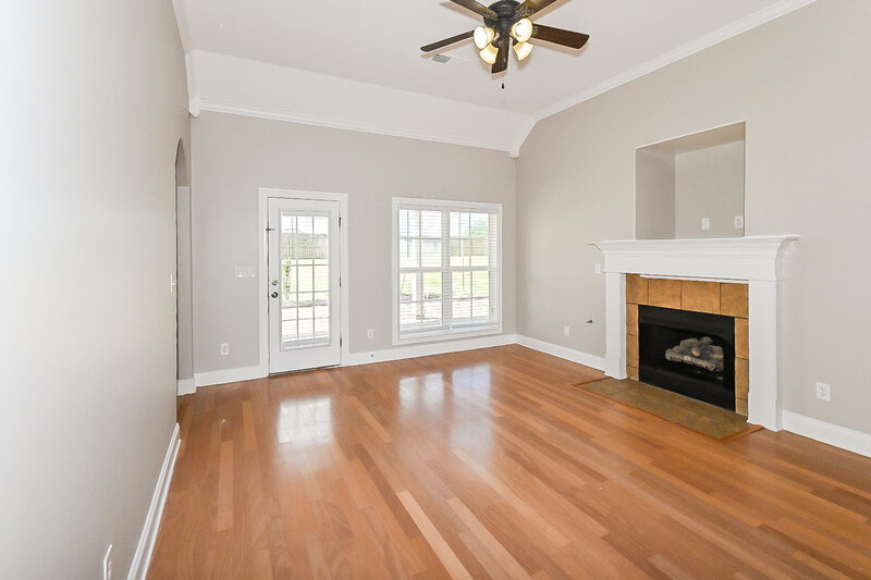 2,325/Mo, 2807 Malabar Pl Southaven, MS 38672 Living Room View