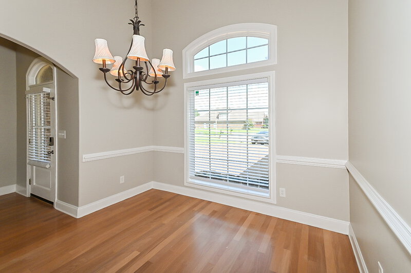2,325/Mo, 2807 Malabar Pl Southaven, MS 38672 Dining Room View