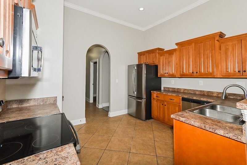 2,325/Mo, 2807 Malabar Pl Southaven, MS 38672 Kitchen View 2