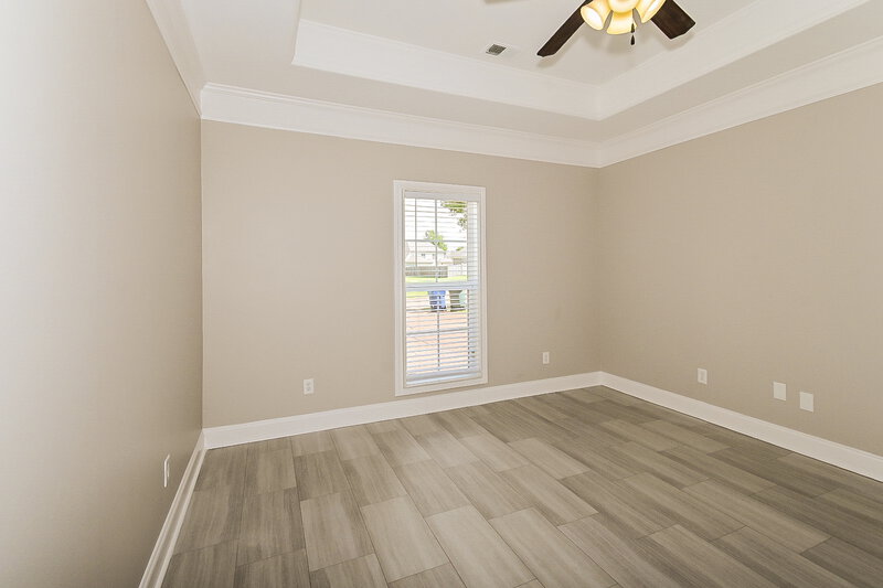 2,325/Mo, 2807 Malabar Pl Southaven, MS 38672 Main Bedroom View 2