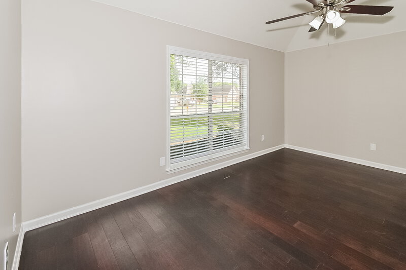 2,250/Mo, 5759 Michaelson Dr Olive Branch, MS 38654 Main Bedroom View