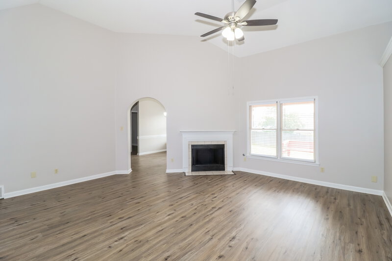 1,965/Mo, 1501 Cider House Ln Cordova, TN 38016 Living Room View 2