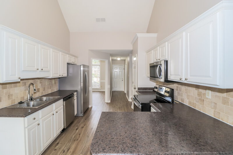 1,965/Mo, 1501 Cider House Ln Cordova, TN 38016 Kitchen View