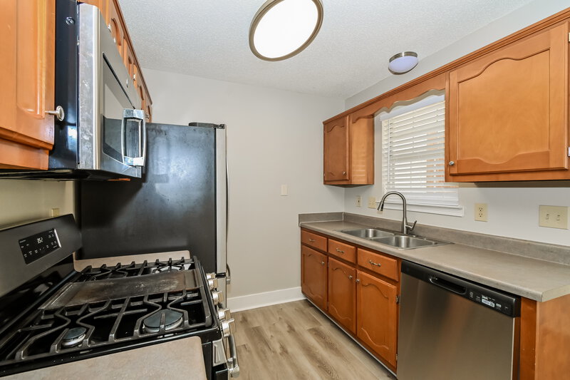 2,520/Mo, 7355 Lucia Ln Walls, MS 38680 Kitchen View