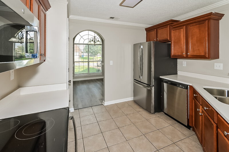 1,925/Mo, 4195 Amherst Dr Olive Branch, MS 38654 Kitchen View 2