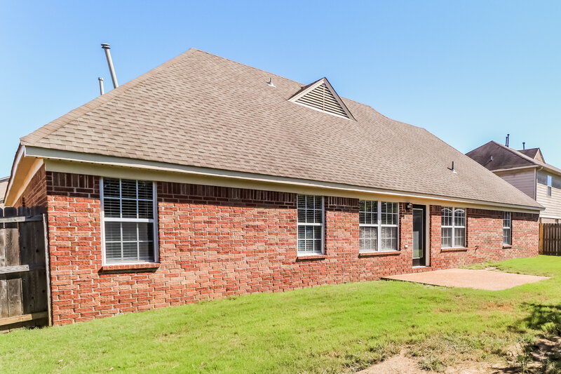 2,020/Mo, 5117 Will Fall Rd Bartlett, TN 38002 Rear View 2