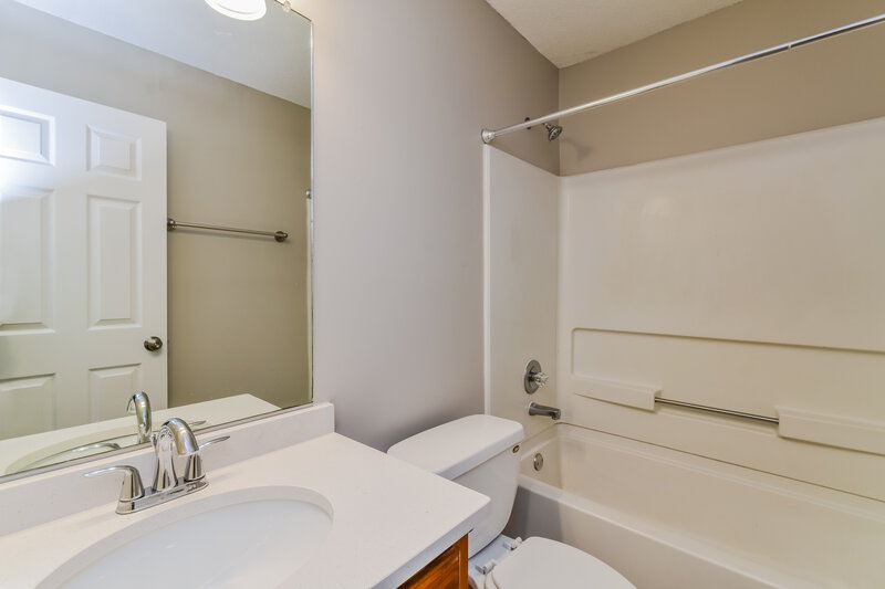 1,555/Mo, 5580 Kaitlyn Dr E Walls, MS 38680 Bathroom View