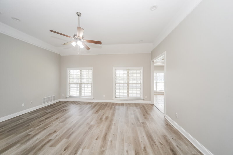 2,840/Mo, 6758 Greyhawk Cv S Olive Branch, MS 38654 Living Room View