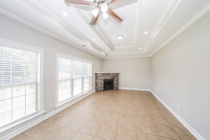 2,840/Mo, 6758 Greyhawk Cv S Olive Branch, MS 38654 Living Room View 3
