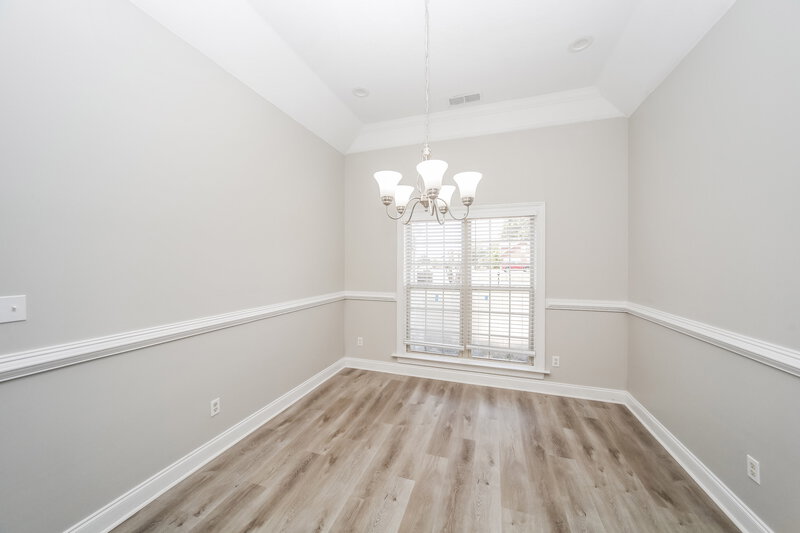 2,840/Mo, 6758 Greyhawk Cv S Olive Branch, MS 38654 Dining Room View