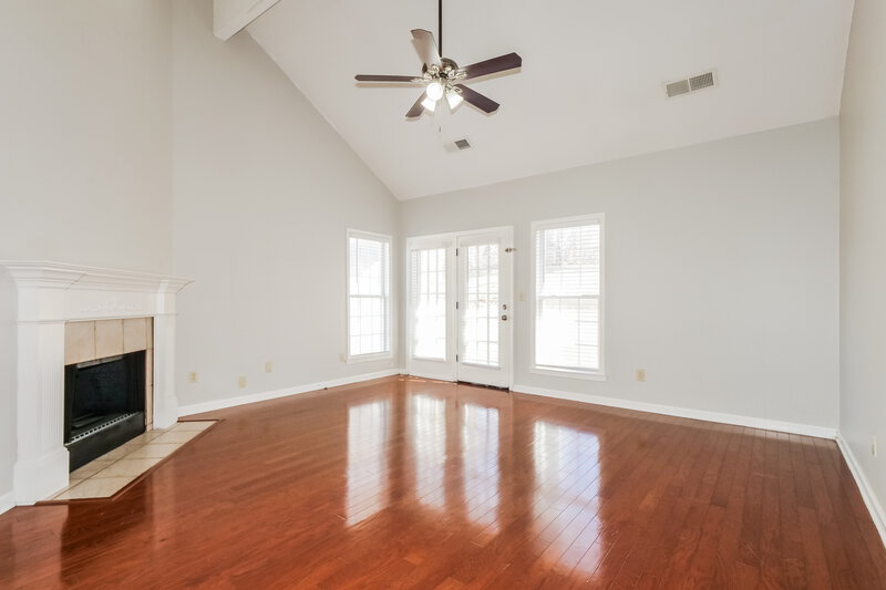 2,005/Mo, 1700 Torrington Ct Cordova, TN 38016 Living Room View